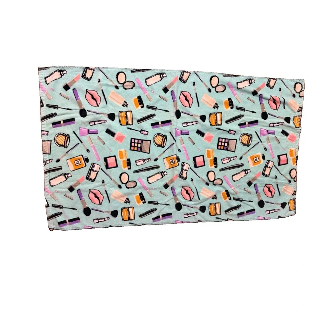 Serendipity Bath, Hand, Wash Cloth Towels Lipstick, Eye Shadow Polish Turquoise
